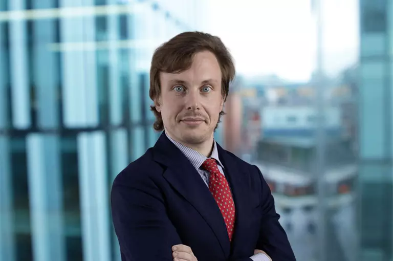 768 x 510px Antonio Man