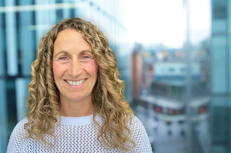 768 x 510px Michelle He