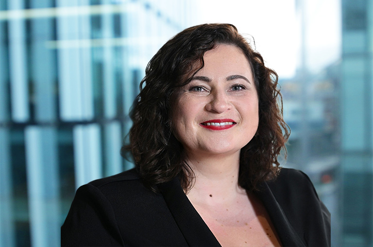 768 x 510px Irena Finneg