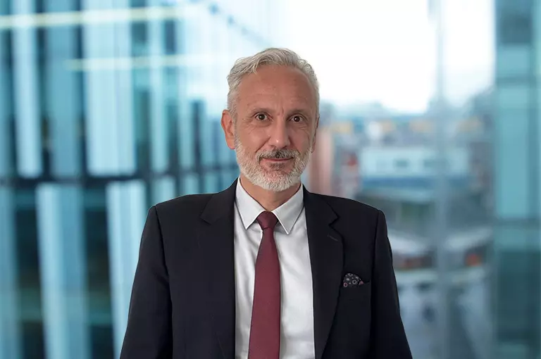 768 x 510pxLudovic Roch