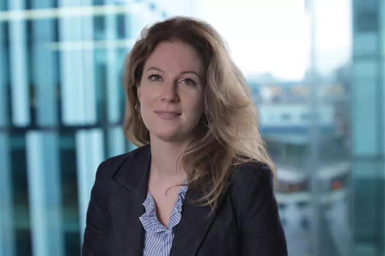 768 x 510pxVeronica Cla