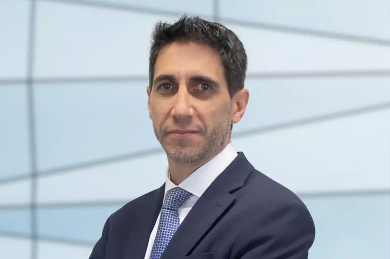 768 x 510px Albert Martinez