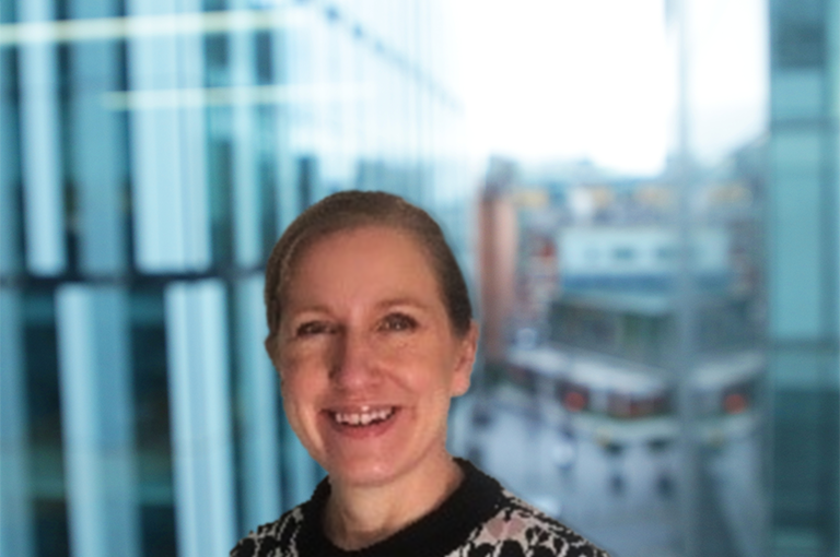 Andrea Hemingway 768 x 510px