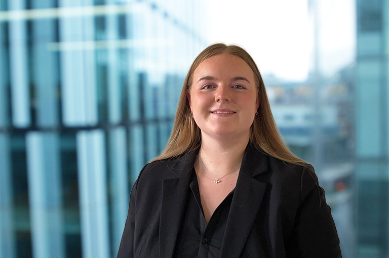 768 x 510px Freja Clacy