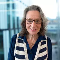 200 x 200px Michelle Pen