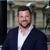 Michael Cooper 200 x 200p