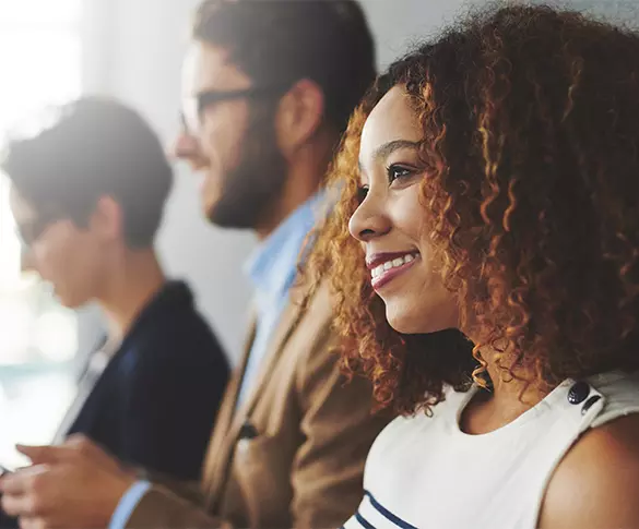 0877 People in meeting 585x485